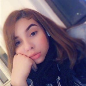 Meet your Posher, Kaila